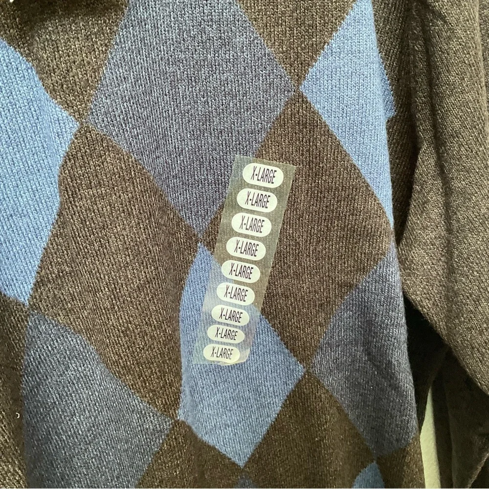 NWT Dockers Charcoal Grey, Blue Argyle Extra Soft Sweater Size XL Winter Warm